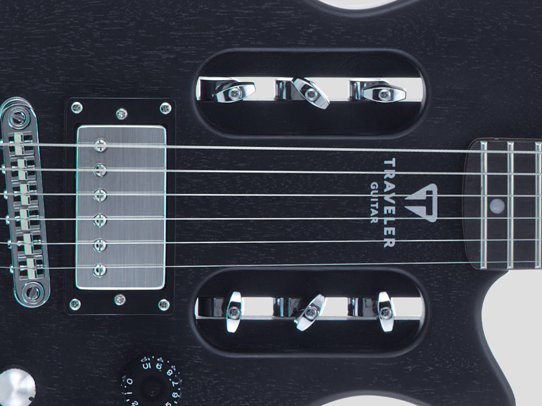 EG1M_BKM_In-body_feature_callout-Traveler Guitar®