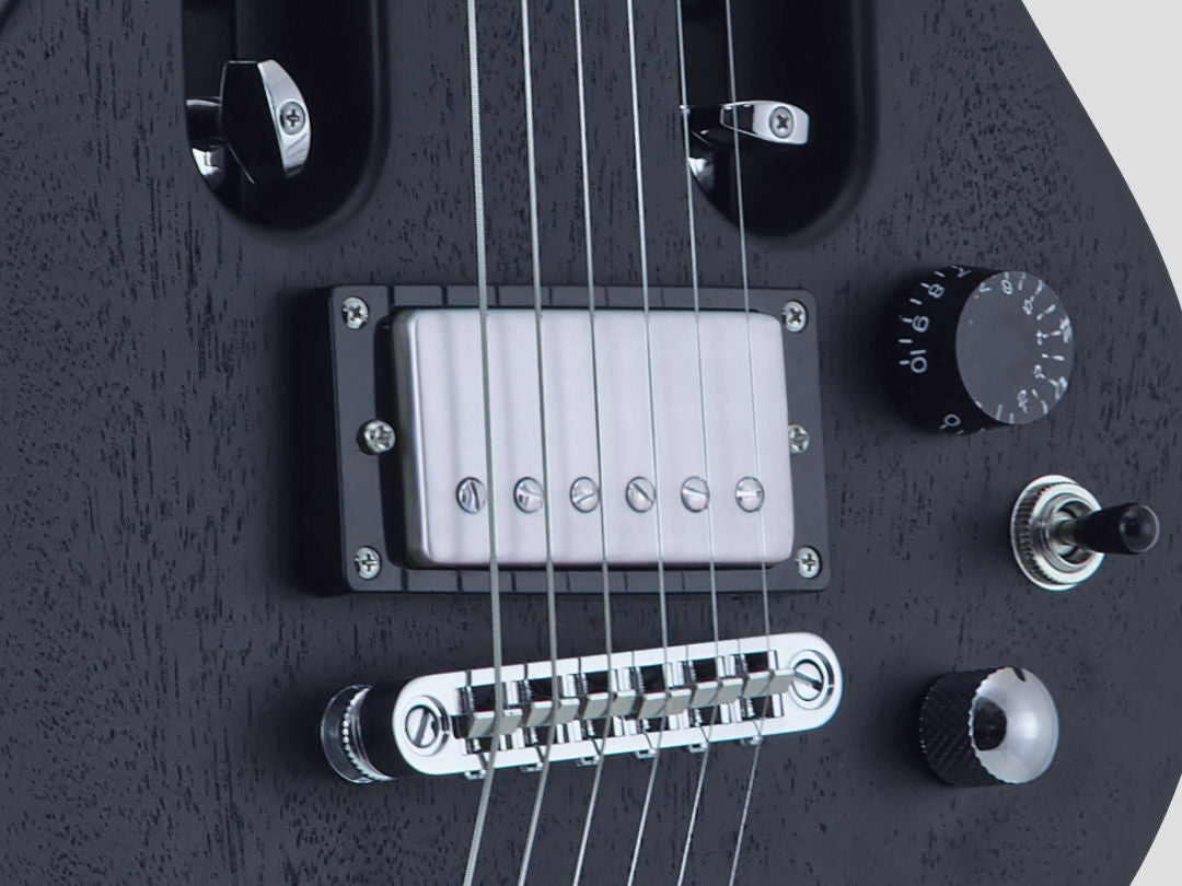 EG1M_BKM_pickups_feature_callout-Traveler Guitar®