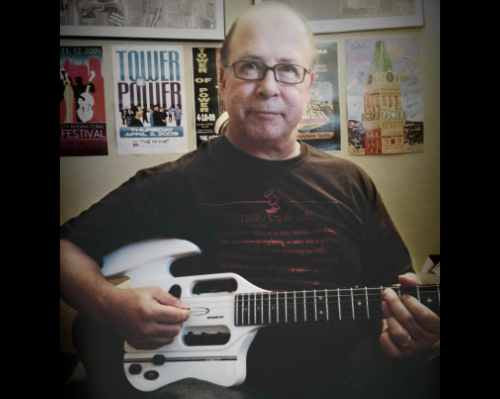 Emilio-Castillo-of-Tower-of-Power_045b7924-a3ad-4d64-b8ad-4b757fe3397c-Traveler Guitar®