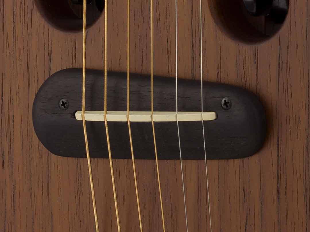 Escape-Pickup-Traveler Guitar®