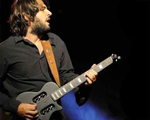 Jose-Luis-Pardo_7130c4e4-7c3b-40cd-afa8-28f7affd0f5e-Traveler Guitar®