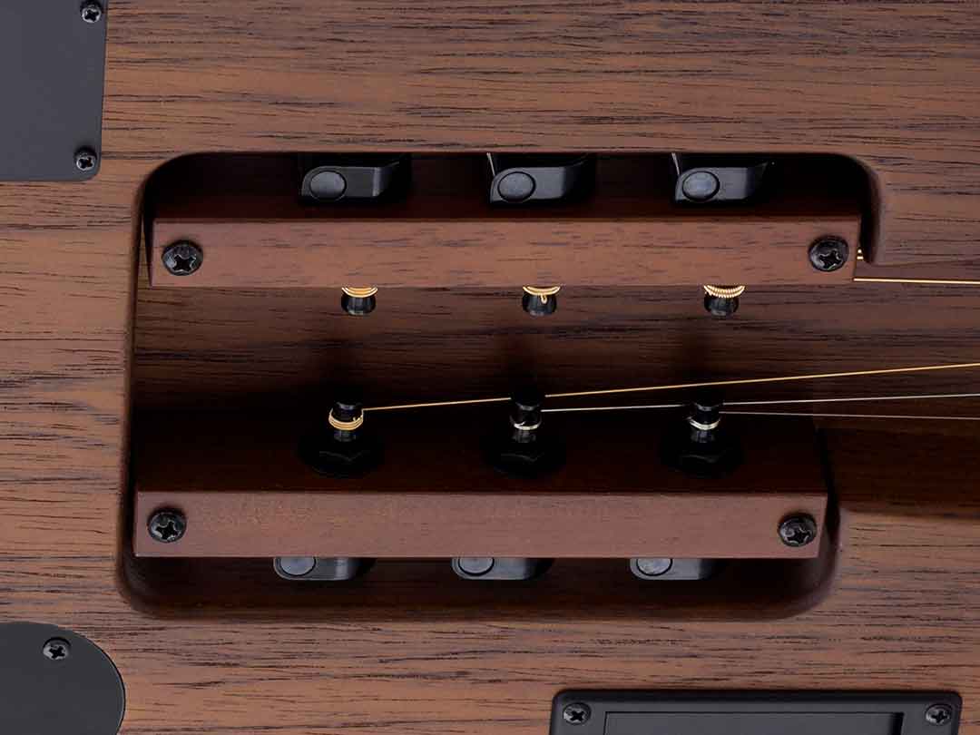 MK3-MHS-tuners-Traveler Guitar®