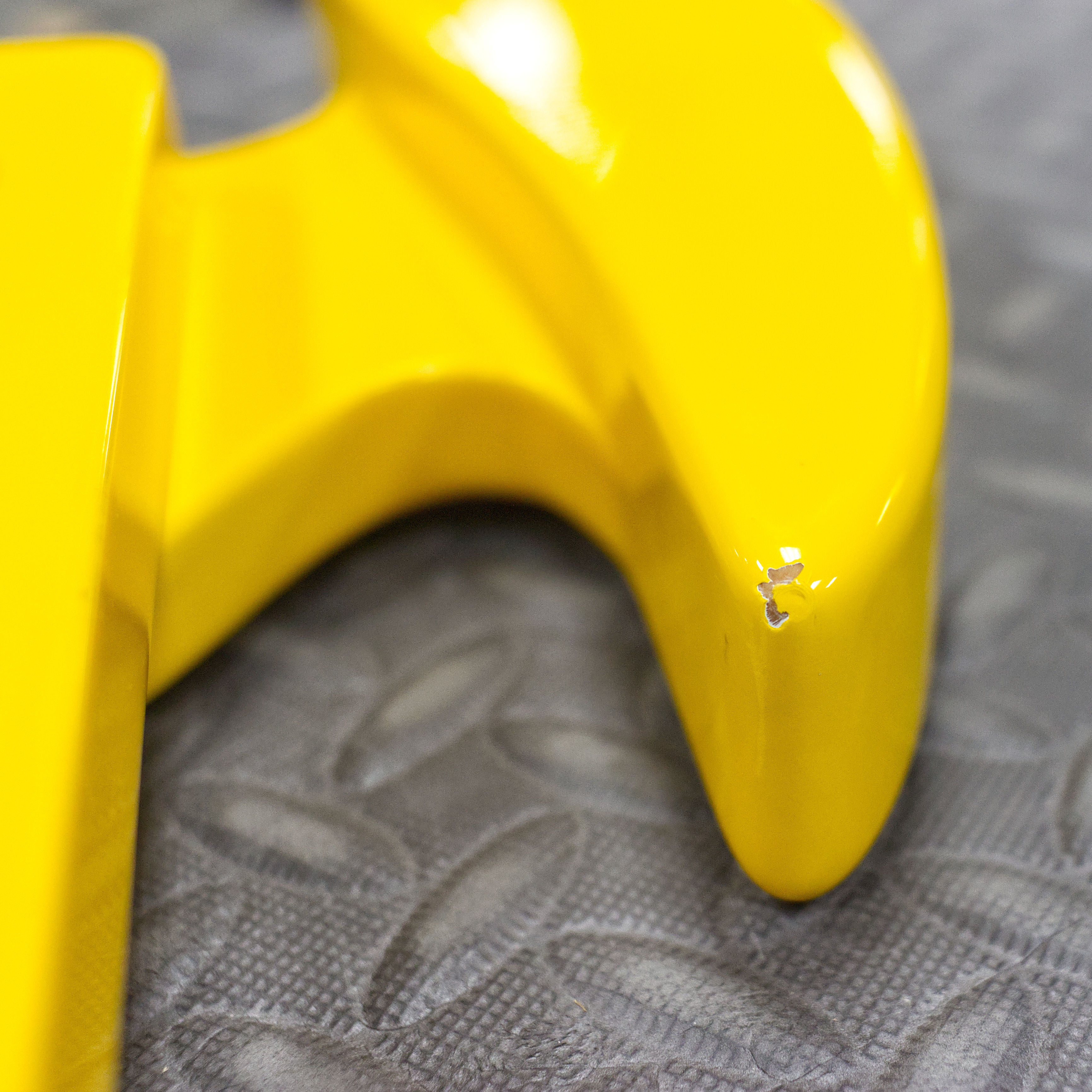 Speedster Standard (Gloss Yellow)-Traveler Guitar®