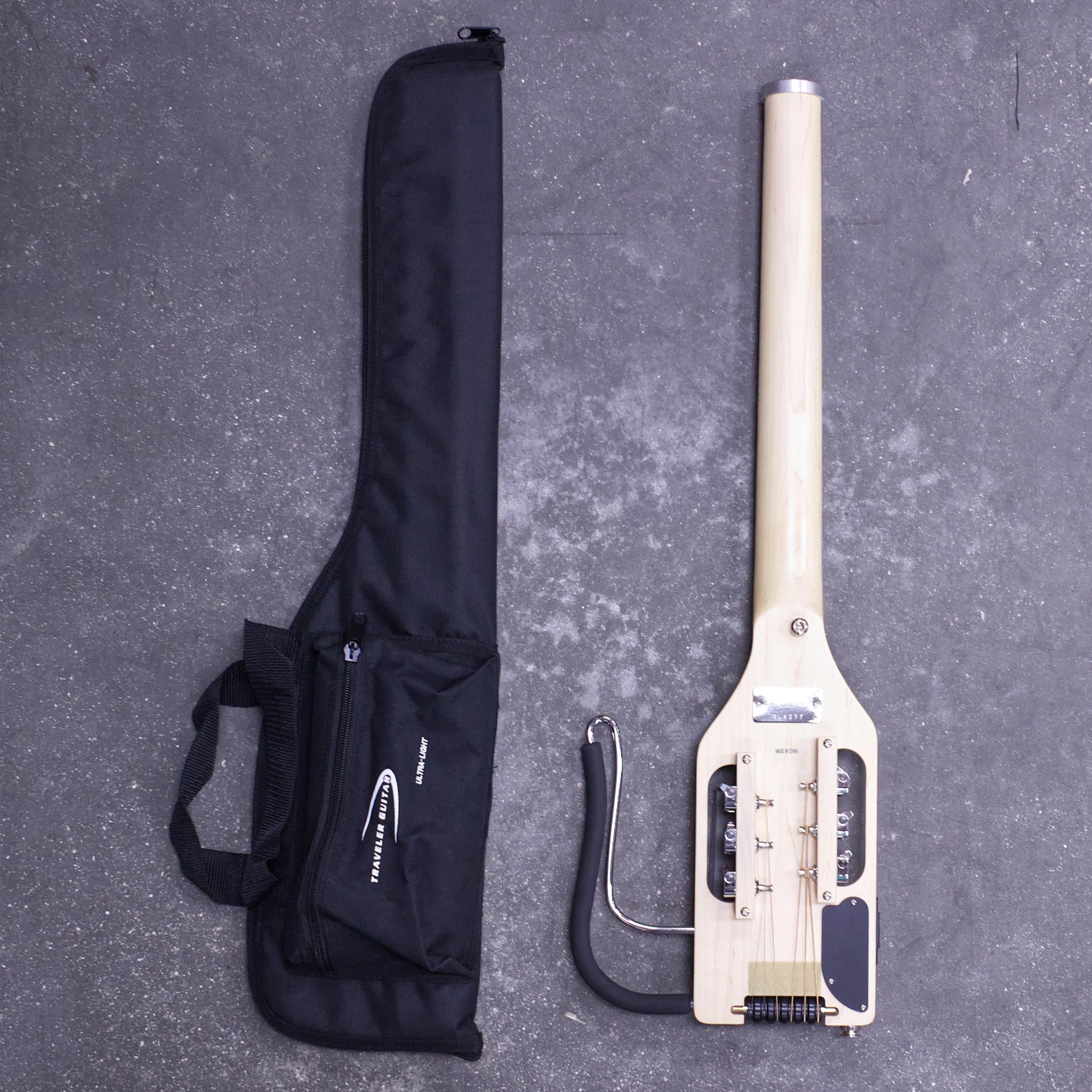 Ultra-Light Acoustic (Maple/Active Pickup)-Traveler Guitar®