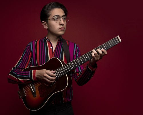 Fernando Garcia - Traveler Guitar®