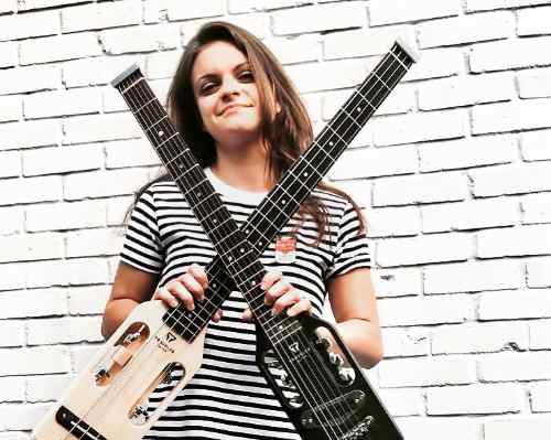 Liz Sokolak - Traveler Guitar®