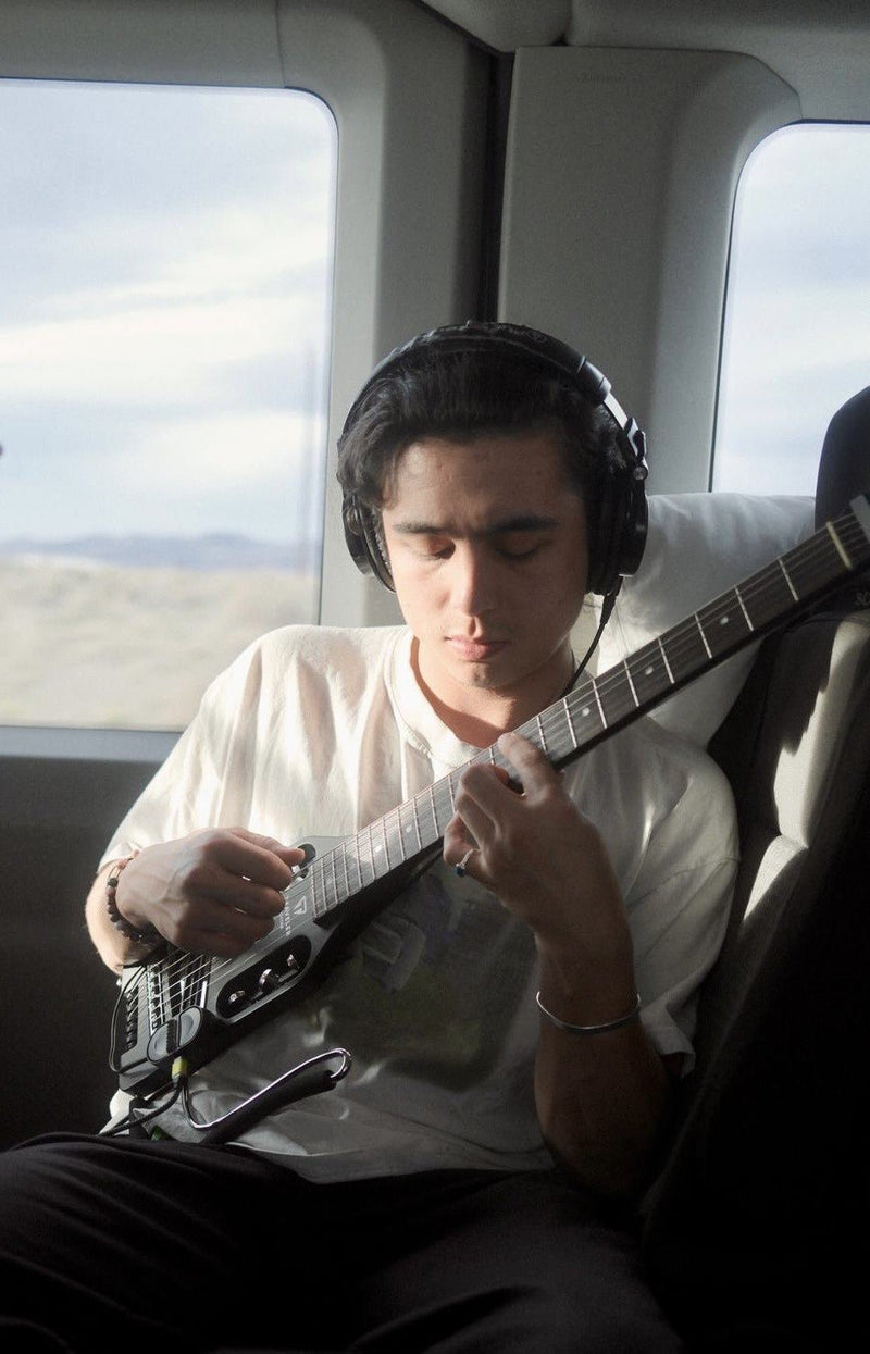 Nicky Young - Traveler Guitar®