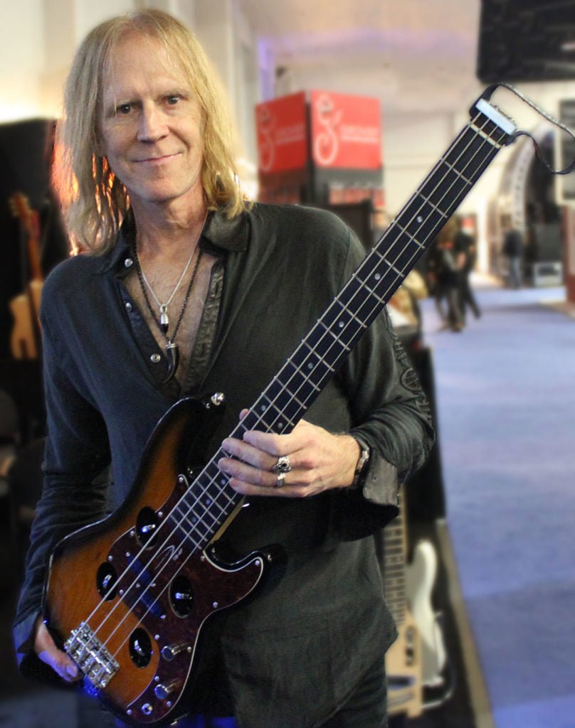 Tom Hamilton - Traveler Guitar®