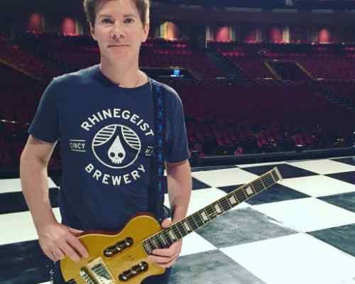 EMERSON-SWINFORD-EG-1_d4cd4051-cbe0-433f-9975-076ab0f5c061-Traveler Guitar®