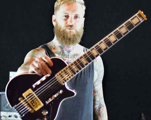 Jona_Weinhofen_EG1C_55eadd6e-a2f0-4f75-9836-ae14ba7ee677-Traveler Guitar®