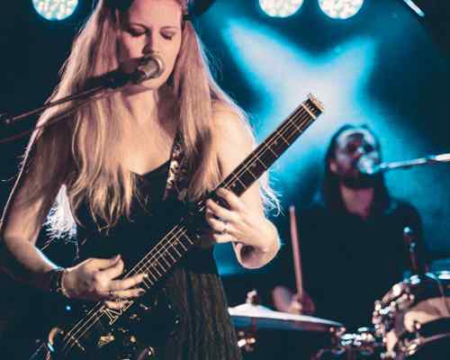 kyrsten_magnuson_09c52393-140f-4d7d-be65-6e754971cca3-Traveler Guitar®